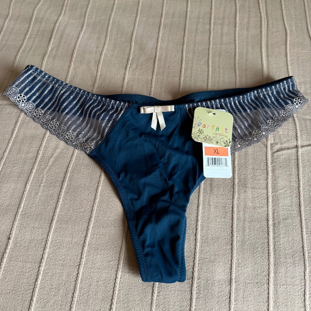 PARFAIT LACE THONG PANTIES, XL, NEW